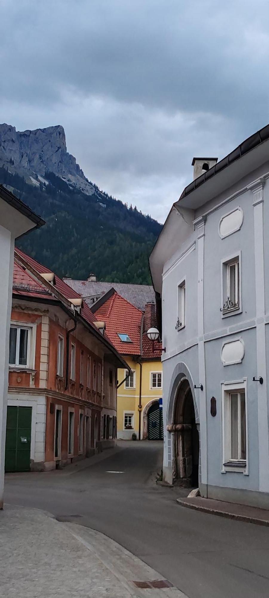 Gasthof Zur Post Eisenerz Exterior foto